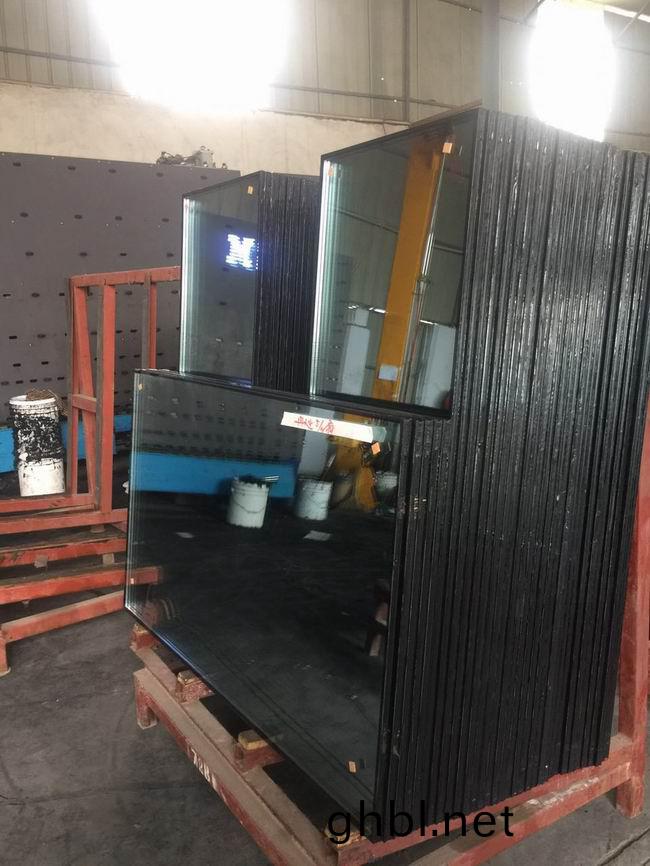 中空玻(bo)瓈倉庫(ku)